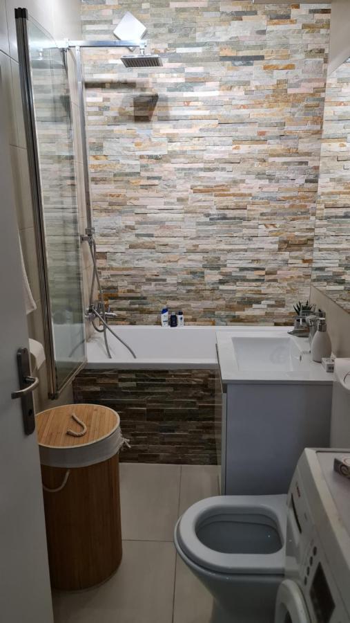 Apartment South 2