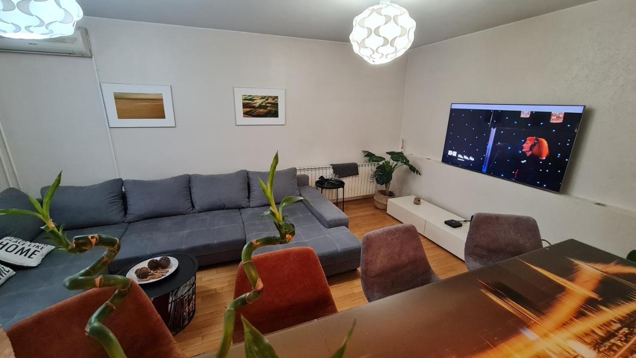 Apartment South 2